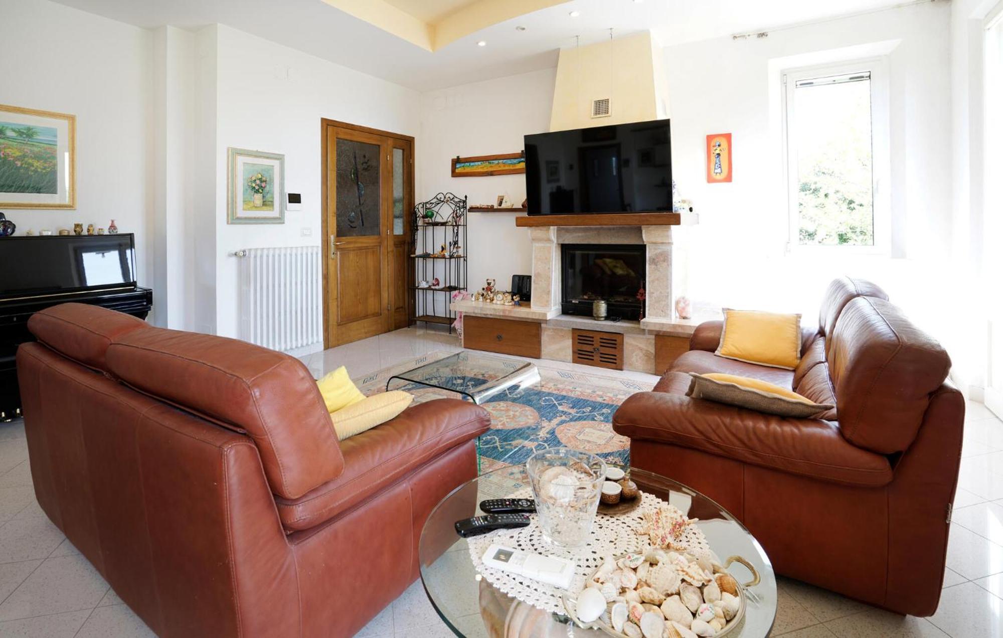Stunning Home In Chianciano Terme With Wifi Exterior foto